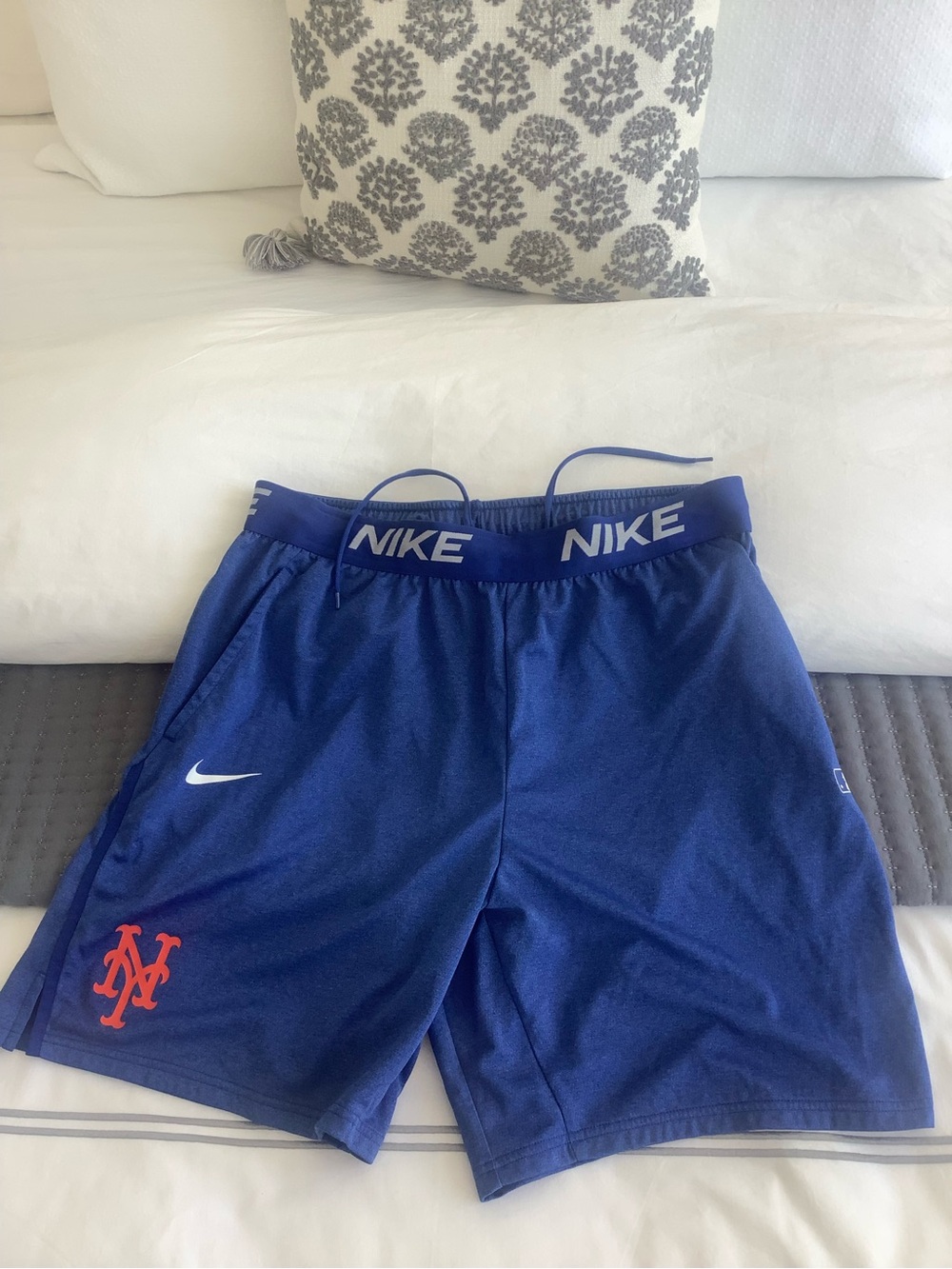 Nike Men’s Royal Blue NY Mets Logo Athletic Shorts with Orange